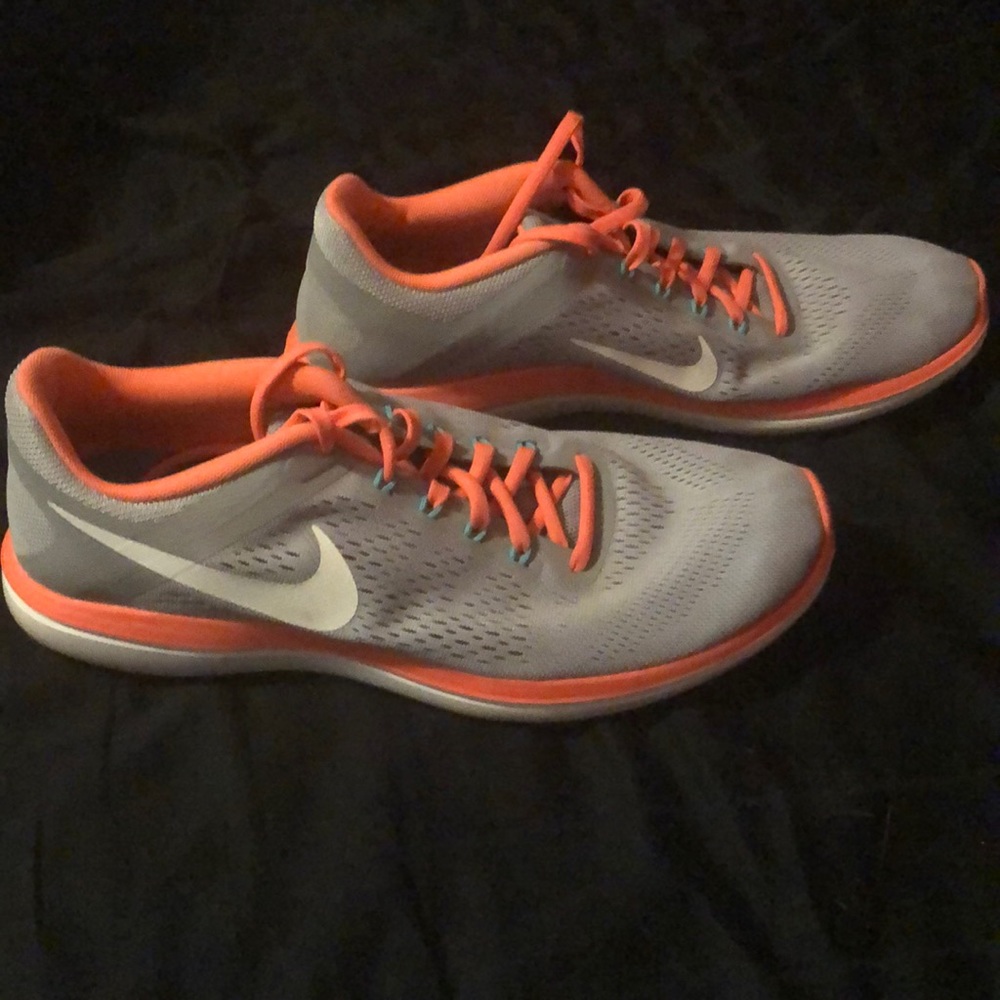 Nike Flex 2016 running shoes